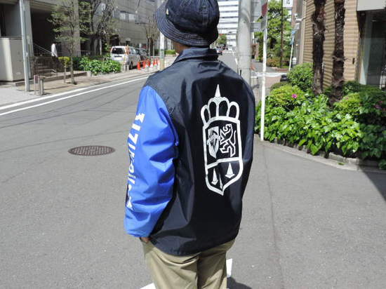 RAH x WDsounds　317 INDUSTRY COACH JKT　Navy Royal Back.JPG